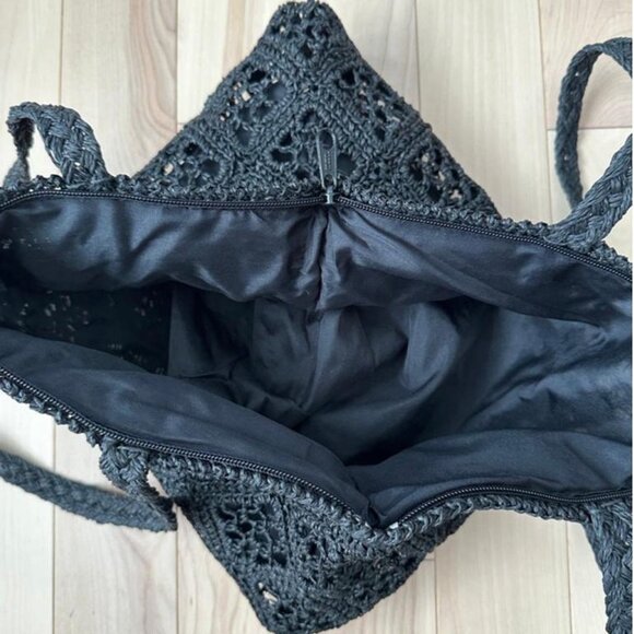 Cherokee crochet tote bag, new with tags (deadstock). - Picture 8 of 8